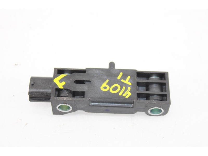 Recambio de sensor impacto para mitsubishi grandis (na0w) 2.0 di-d inform referencia OEM IAM 8651A015F  
