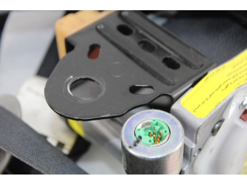 Recambio de cinturon seguridad delantero derecho para mitsubishi grandis (na0w) 2.0 di-d inform referencia OEM IAM C9094HRS  