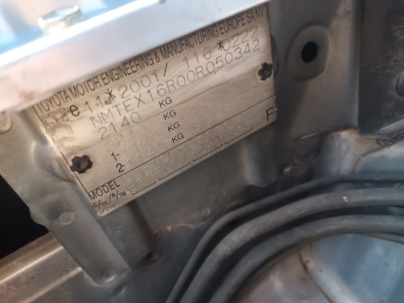 toyota corolla verso (r1) del año 2005