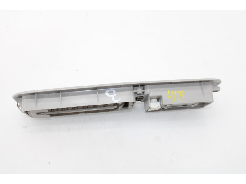 Recambio de luz interior para mitsubishi grandis (na0w) 2.0 di-d inform referencia OEM IAM MR9620223