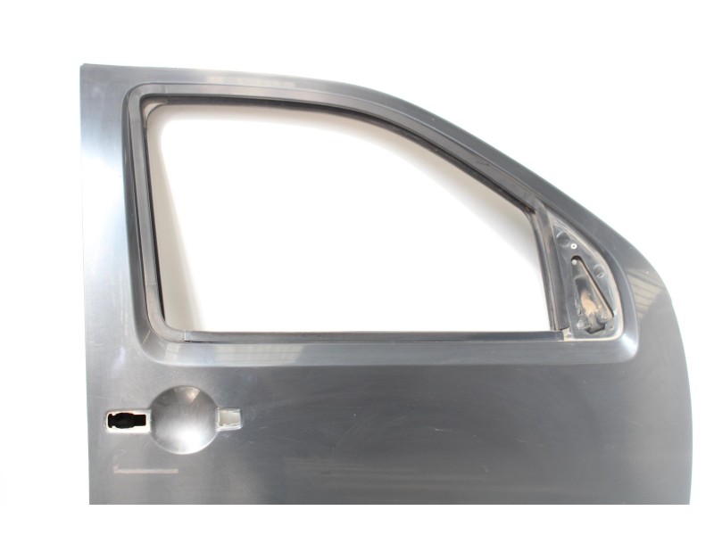 Recambio de puerta delantera derecha para nissan navara pick-up (d40m) doble cab se 4x2 referencia OEM IAM 3576DDGRIS