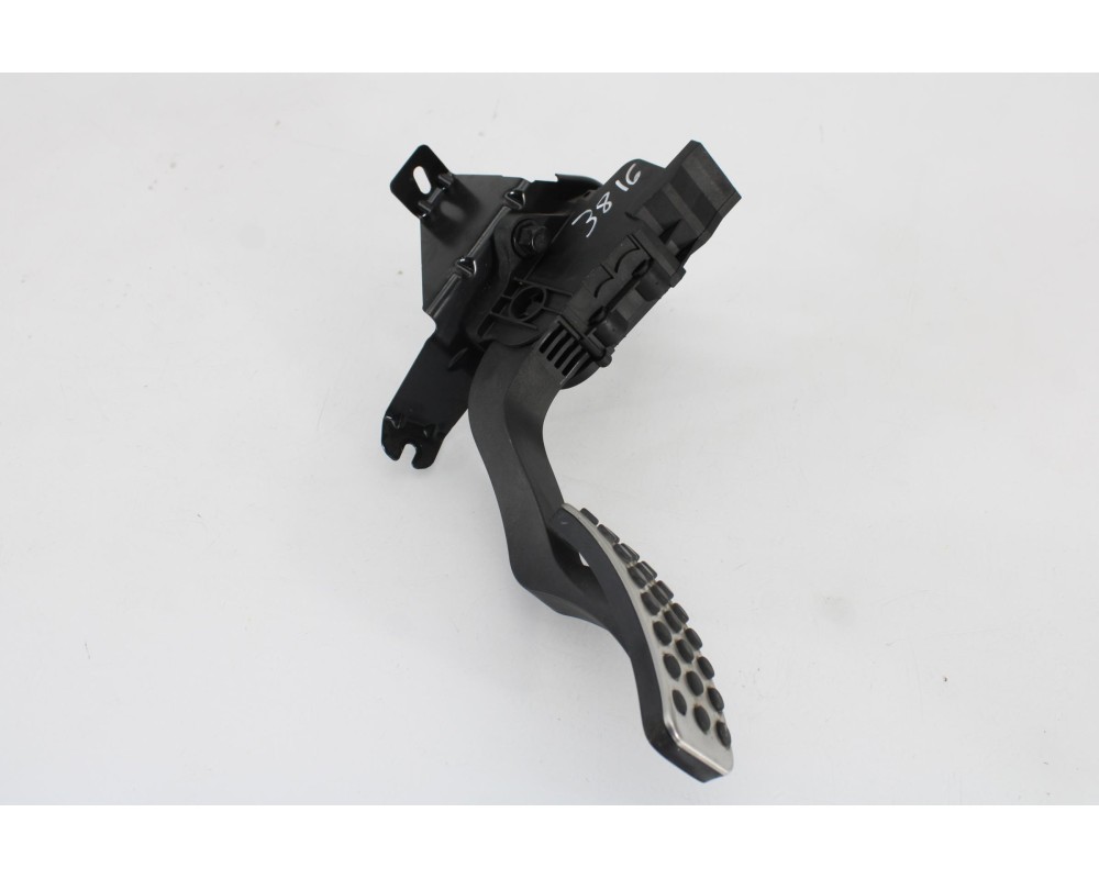 Recambio de potenciometro pedal para mercedes-benz clase cla (w117) cla 180 (117.342) referencia OEM IAM A2463001904  