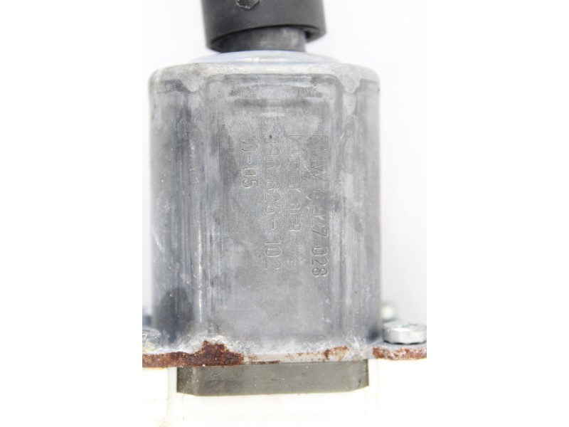 Recambio de elevalunas delantero derecho para bmw x1 (e84) sdrive 18d referencia OEM IAM 6927028  