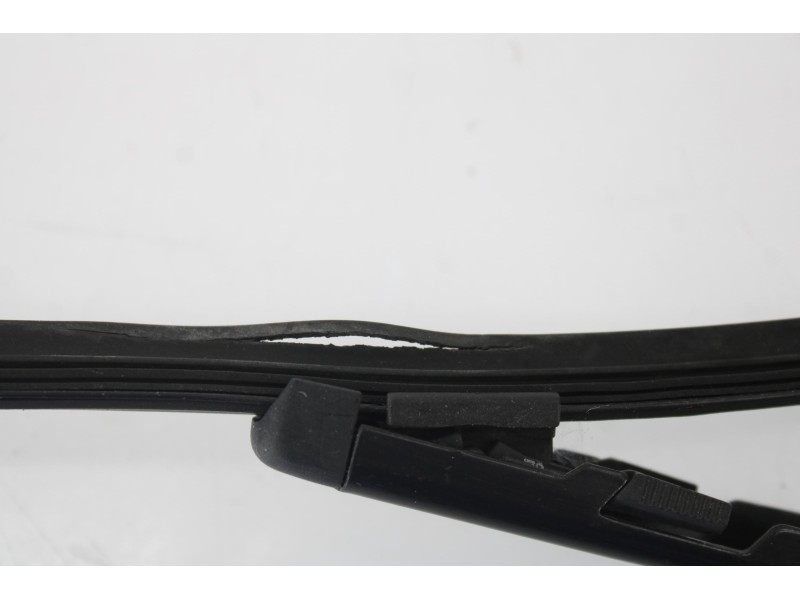 Recambio de brazo limpia trasero para bmw x1 (e84) sdrive 18d referencia OEM IAM 713850706  