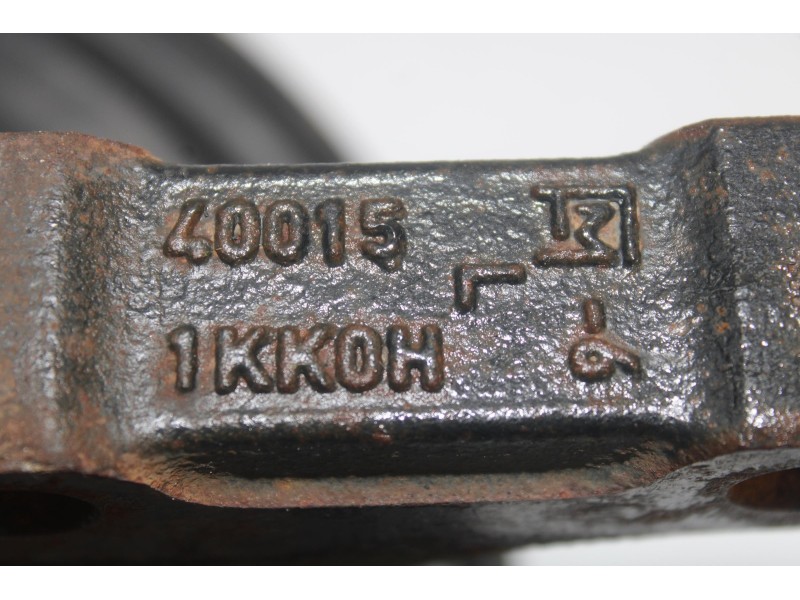 Recambio de mangueta delantera izquierda para nissan juke (f15) acenta referencia OEM IAM 400151KK0H  