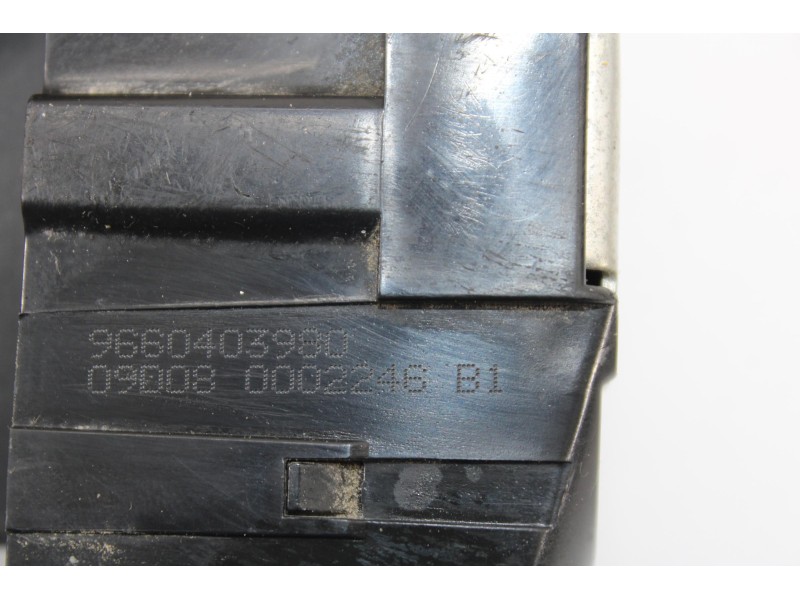 Recambio de cerradura maletero / porton para citroën c4 picasso 1.6 hdi fap referencia OEM IAM 9660403980  