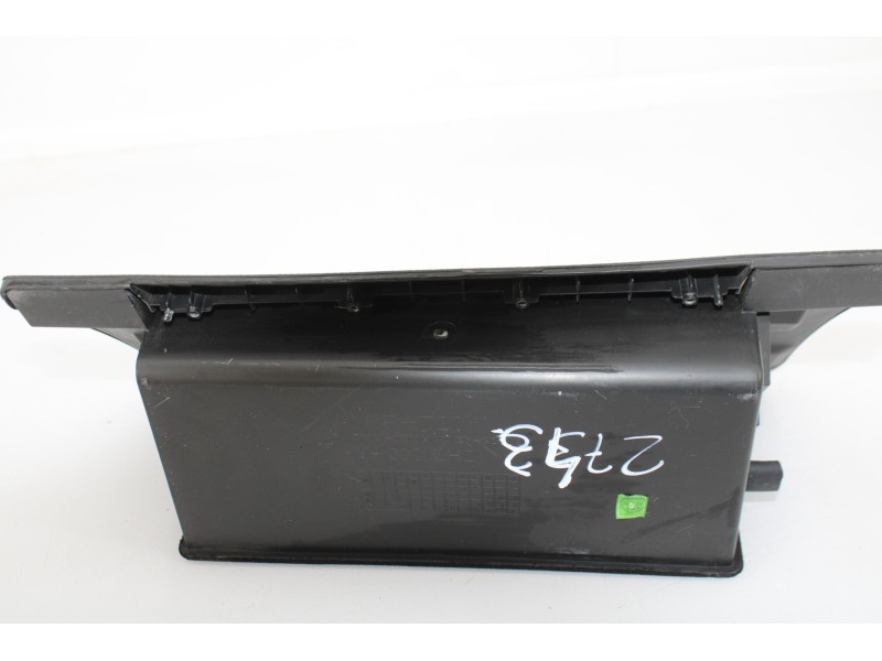 Recambio de guantera para ssangyong rexton 270 xvt limited referencia OEM IAM 7772008000  