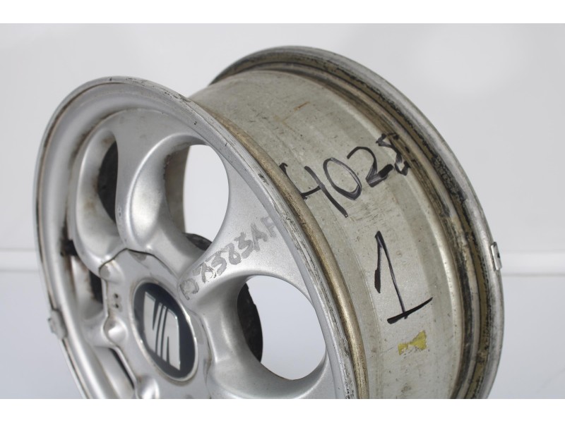 Recambio de llanta para seat toledo (1m2) signo referencia OEM IAM 1M06010251  