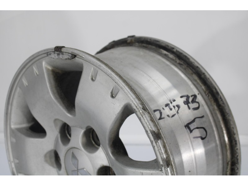 Recambio de llanta para mitsubishi montero (v60/v70) 3.2 di-d instyle (3-ptas.) referencia OEM IAM 25735  
