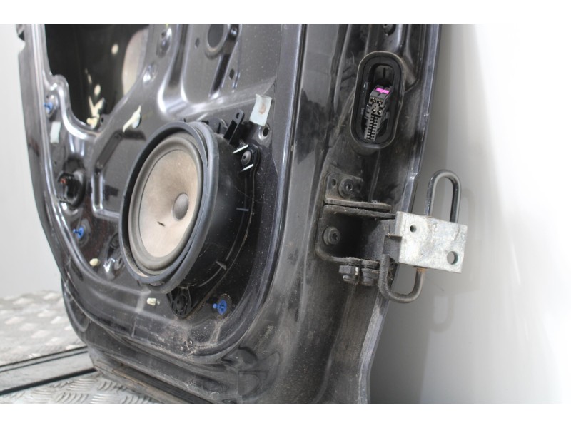 Recambio de puerta trasera izquierda para audi a3 (8p) 1.6 tdi ambiente referencia OEM IAM 3225TI  