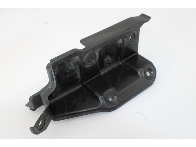 Recambio de soporte derecho paragolpe trasero para audi a6 berlina (4f2) 2.0 tdi referencia OEM IAM 4F5807892  
