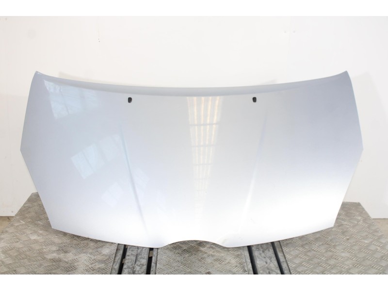 Recambio de capot para toyota corolla verso (r1) 2.0 d-4d sol referencia OEM IAM 4186  