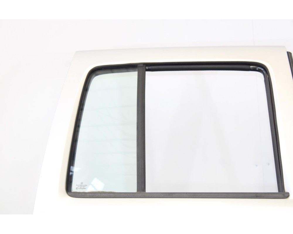 Recambio de puerta trasera derecha para jeep cherokee (kj) 2.8 crd limited referencia OEM IAM 2528T.I.PLATA  