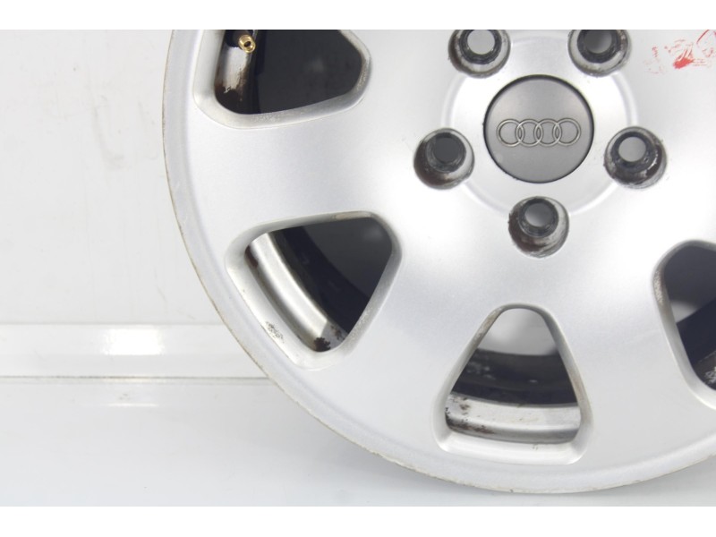 Recambio de llanta para audi a4 avant (b5) 1.9 tdi referencia OEM IAM 45722  