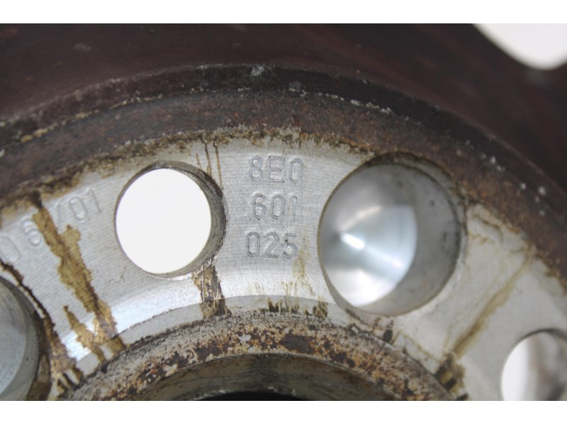 Recambio de llanta para audi a4 avant (b5) 1.9 tdi referencia OEM IAM 45722  