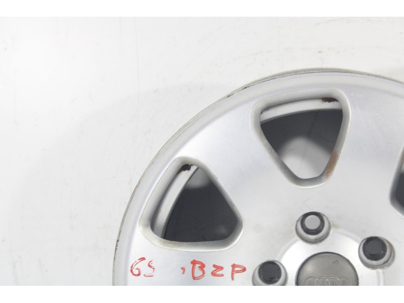 Recambio de llanta para audi a4 avant (b5) 1.9 tdi referencia OEM IAM 45723  