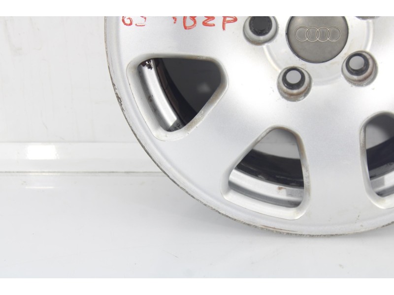 Recambio de llanta para audi a4 avant (b5) 1.9 tdi referencia OEM IAM 45723  