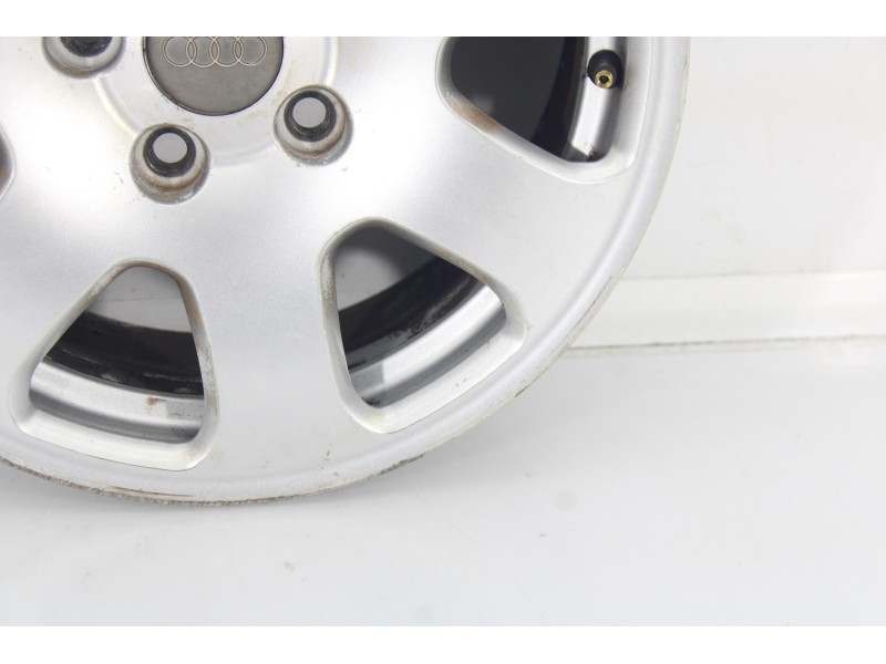Recambio de llanta para audi a4 avant (b5) 1.9 tdi referencia OEM IAM 45723  