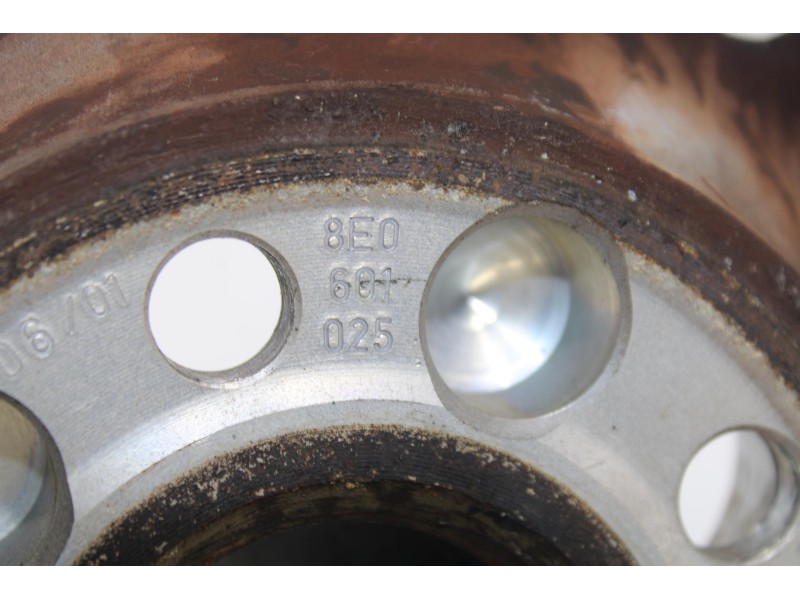 Recambio de llanta para audi a4 avant (b5) 1.9 tdi referencia OEM IAM 45723  