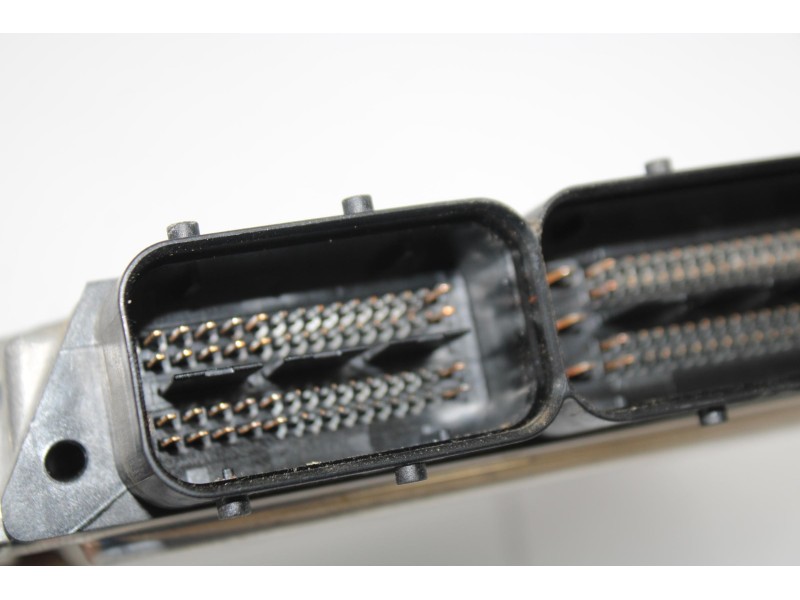 Recambio de centralita motor uce para opel corsa d corsavan referencia OEM IAM 55588270  