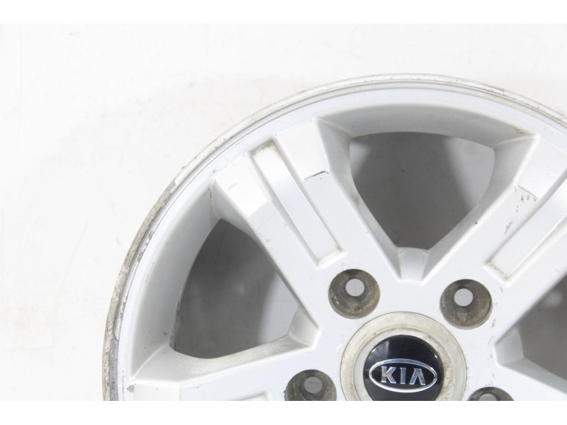 Recambio de llanta para kia sorento 2.5 crdi cat referencia OEM IAM 16912  