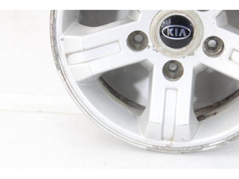 Recambio de llanta para kia sorento 2.5 crdi cat referencia OEM IAM 16912  