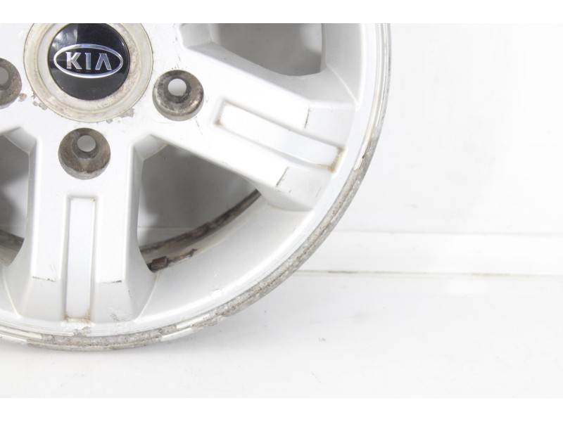 Recambio de llanta para kia sorento 2.5 crdi cat referencia OEM IAM 16912  