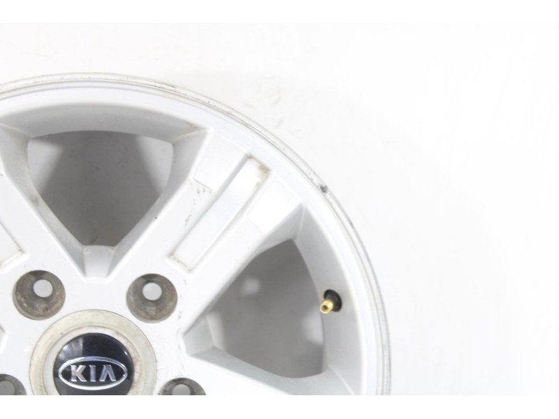 Recambio de llanta para kia sorento 2.5 crdi cat referencia OEM IAM 16912  