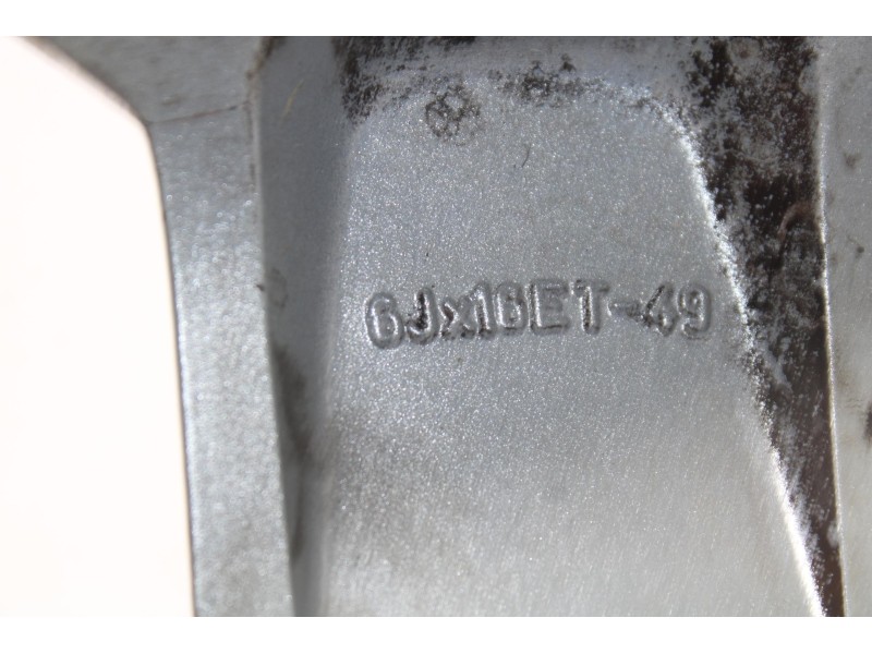 Recambio de llanta para opel astra g coupé 1.8 16v referencia OEM IAM 29133  