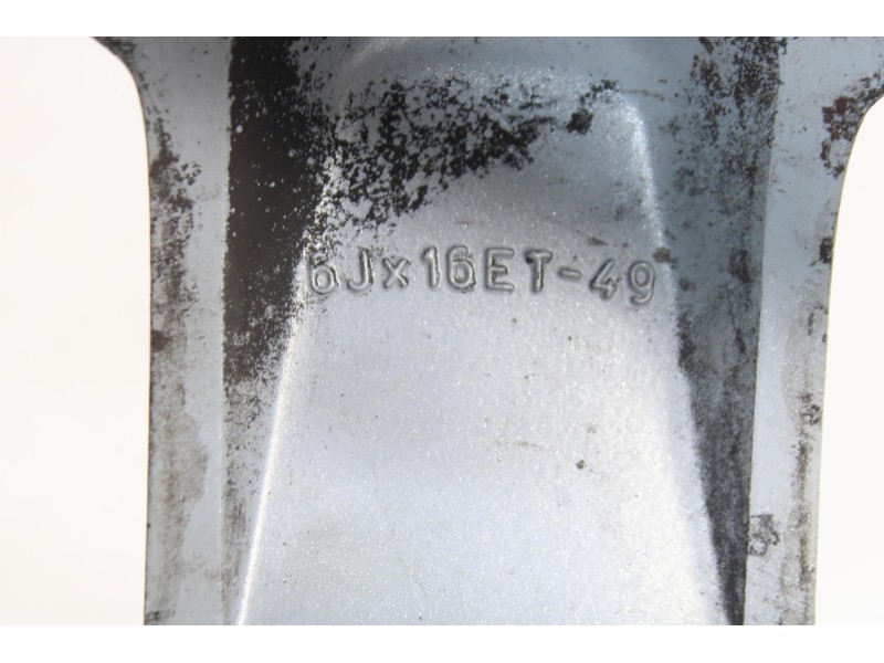 Recambio de llanta para opel astra g coupé 1.8 16v referencia OEM IAM 29136  