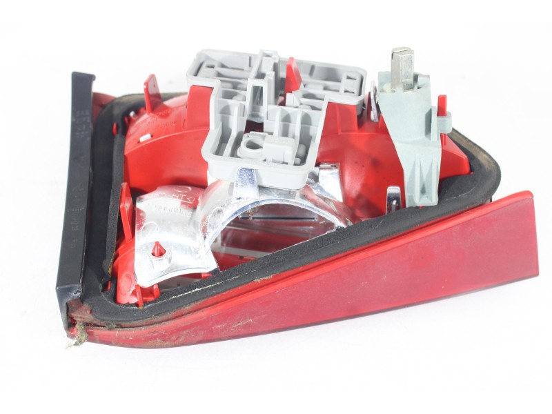 Recambio de piloto trasero derecho interior para audi a4 b8 avant (8k5) 2.0 tdi referencia OEM IAM 8K9945094  