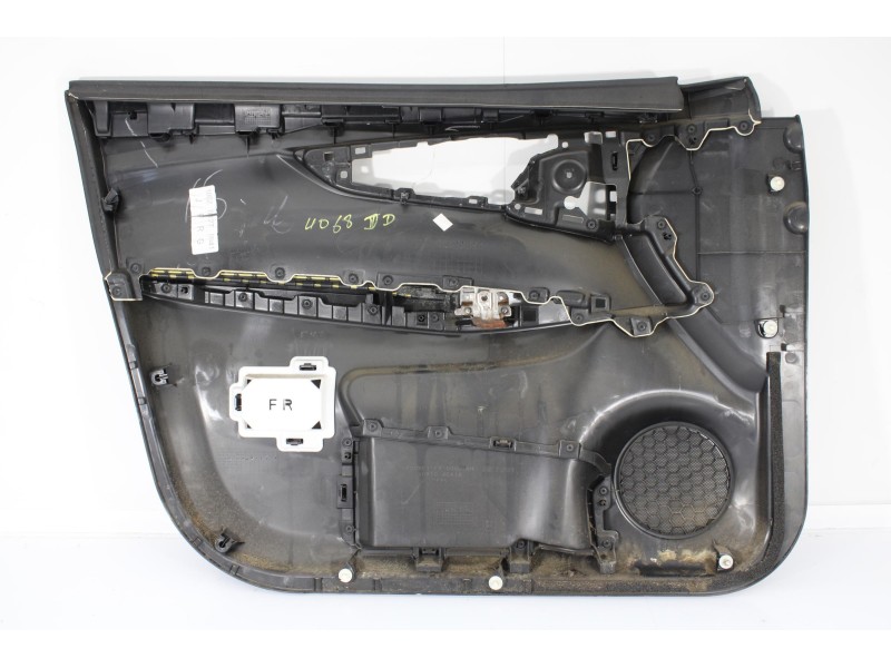 Recambio de guarnecido puerta delantera derecha para nissan qashqai (j11) acenta referencia OEM IAM 809104EA1A  
