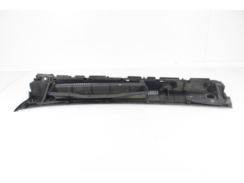 Recambio de torpedo para toyota auris active referencia OEM IAM 557810216  