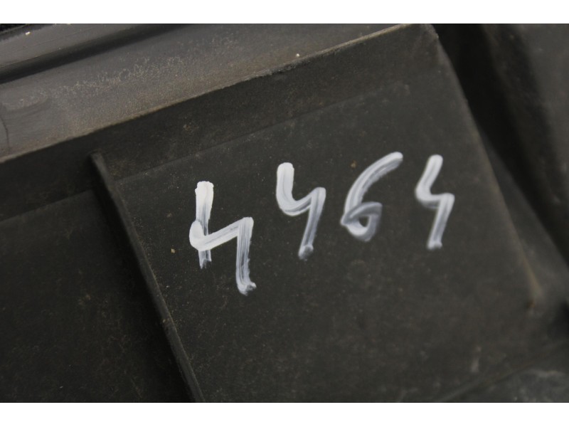 Recambio de torpedo para toyota auris active referencia OEM IAM 557810216  