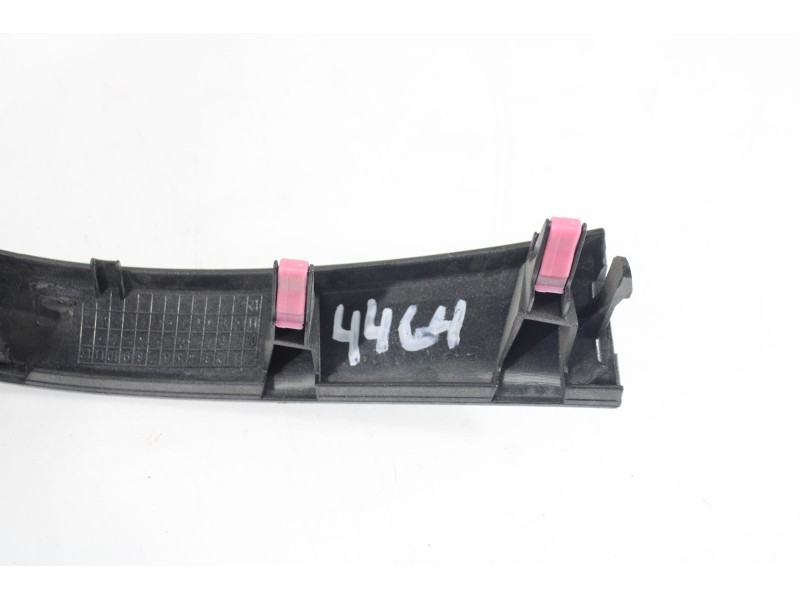 Recambio de guarnecido interior para toyota auris active referencia OEM IAM 5543602240  