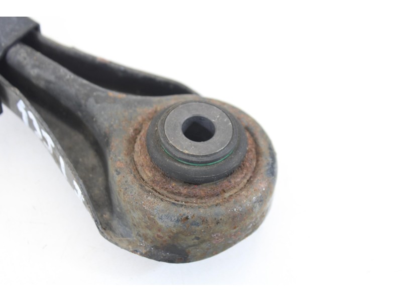 Recambio de brazo suspension superior trasero izquierdo para bmw serie 1 cabrio (e88) 118d referencia OEM IAM 10353212  