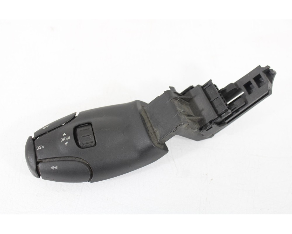 Recambio de mando volante para peugeot 207 1.6 16v hdi referencia OEM IAM 96538207XT  