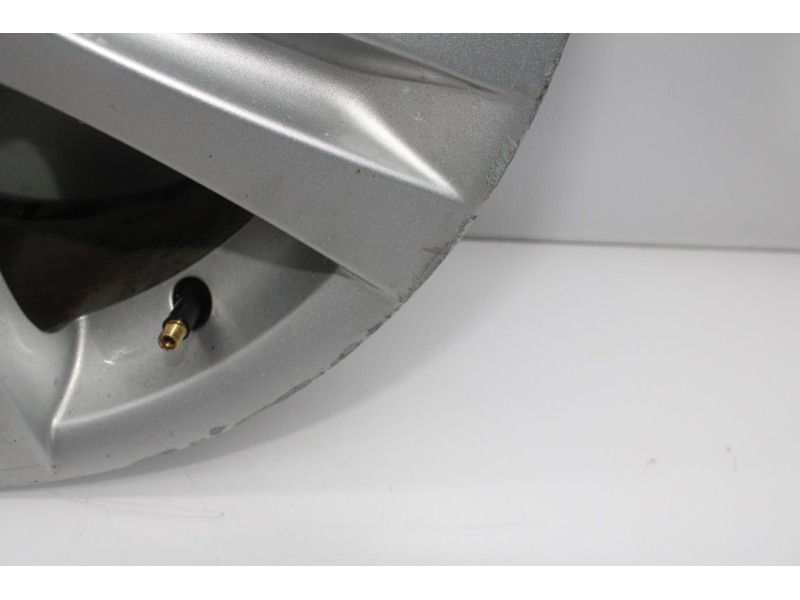 Recambio de llanta para bmw serie 1 berlina (e81/e87) 123d referencia OEM IAM   