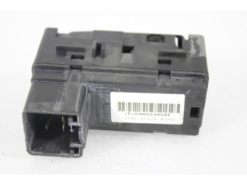 Recambio de mando elevalunas trasero izquierdo para jeep gr. cherokee (wh) 3.0 crd limited referencia OEM IAM 04602345AF  