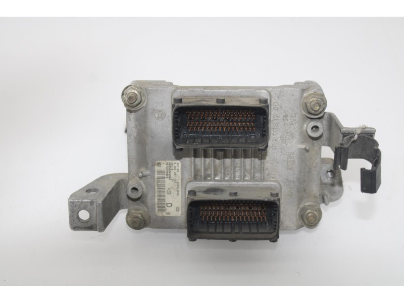 Recambio de centralita motor uce para alfa romeo 147 (190) 1.6 16v cat referencia OEM IAM 552049900  
