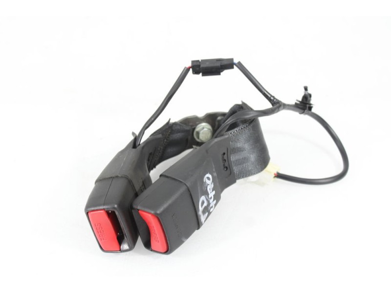 Recambio de anclaje cinturon trasero para suzuki sx4 club referencia OEM IAM 1056783  