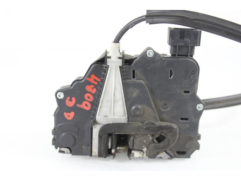 Recambio de cerradura puerta delantera derecha para fiat ducato furgoneta (250_) 160 multijet 3,0 d referencia OEM IAM 135014708