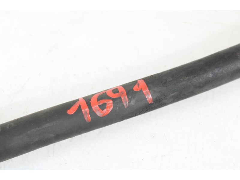 Recambio de tubo aire acondicionado para kia sorento 2.5 crdi cat referencia OEM IAM   