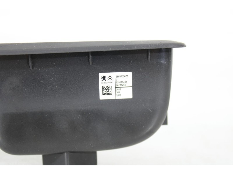 Recambio de mando elevalunas delantero derecho para citroën c4 ii (nc_) 1.6 hdi 115 referencia OEM IAM 96657056ZD  