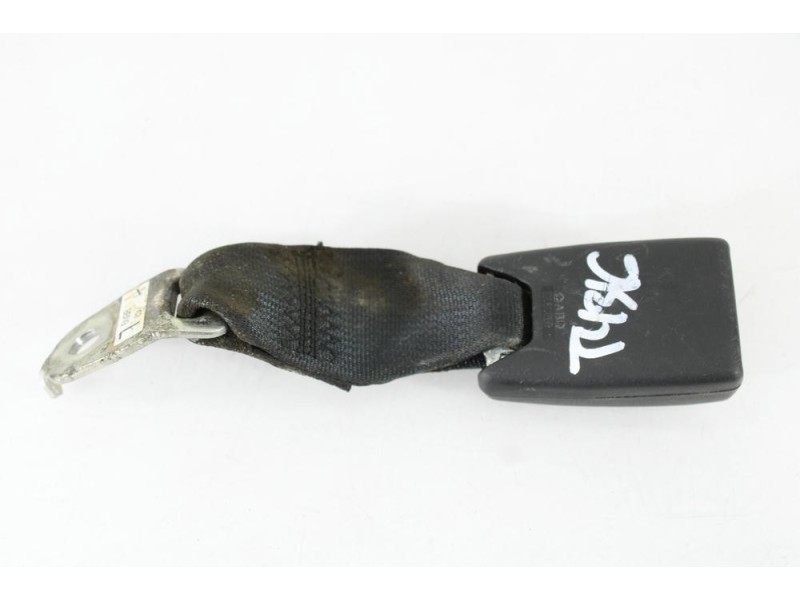 Recambio de anclaje cinturon trasero para mazda 3 lim. (bl) sportive referencia OEM IAM BBN9L  