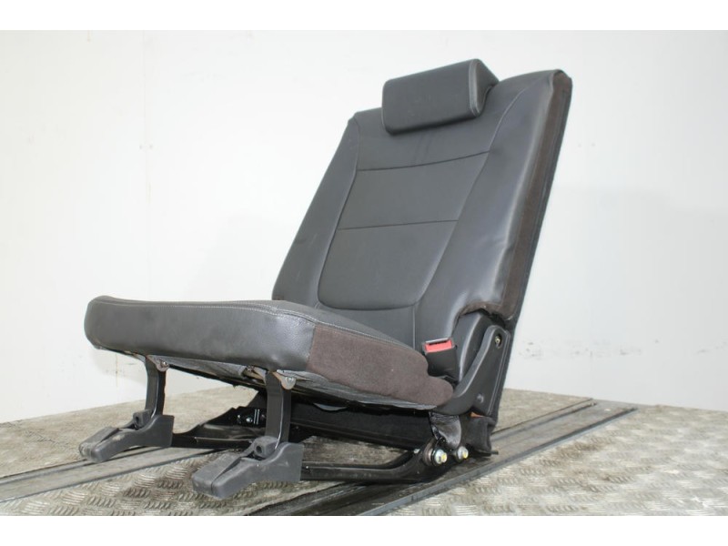Recambio de asientos trasero derecho para kia sorento ii (xm) 2.2 crdi 4wd referencia OEM IAM   