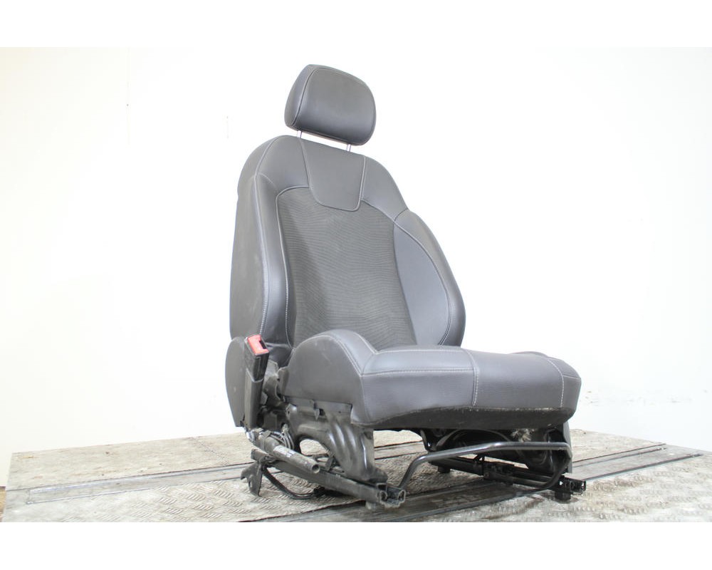 Recambio de asiento delantero izquierdo para opel adam (m13) 1.2 referencia OEM IAM   