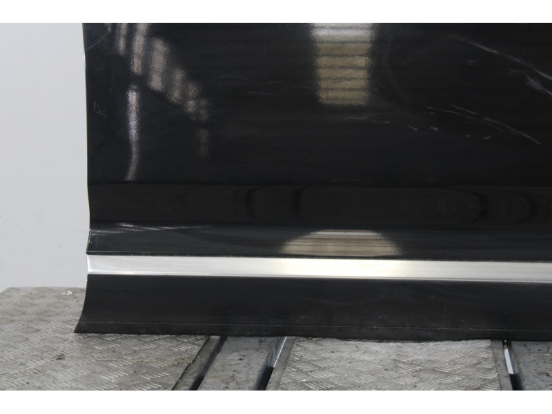 Recambio de puerta delantera derecha para volkswagen touareg (7l6) v6 tdi referencia OEM IAM NEGRO  