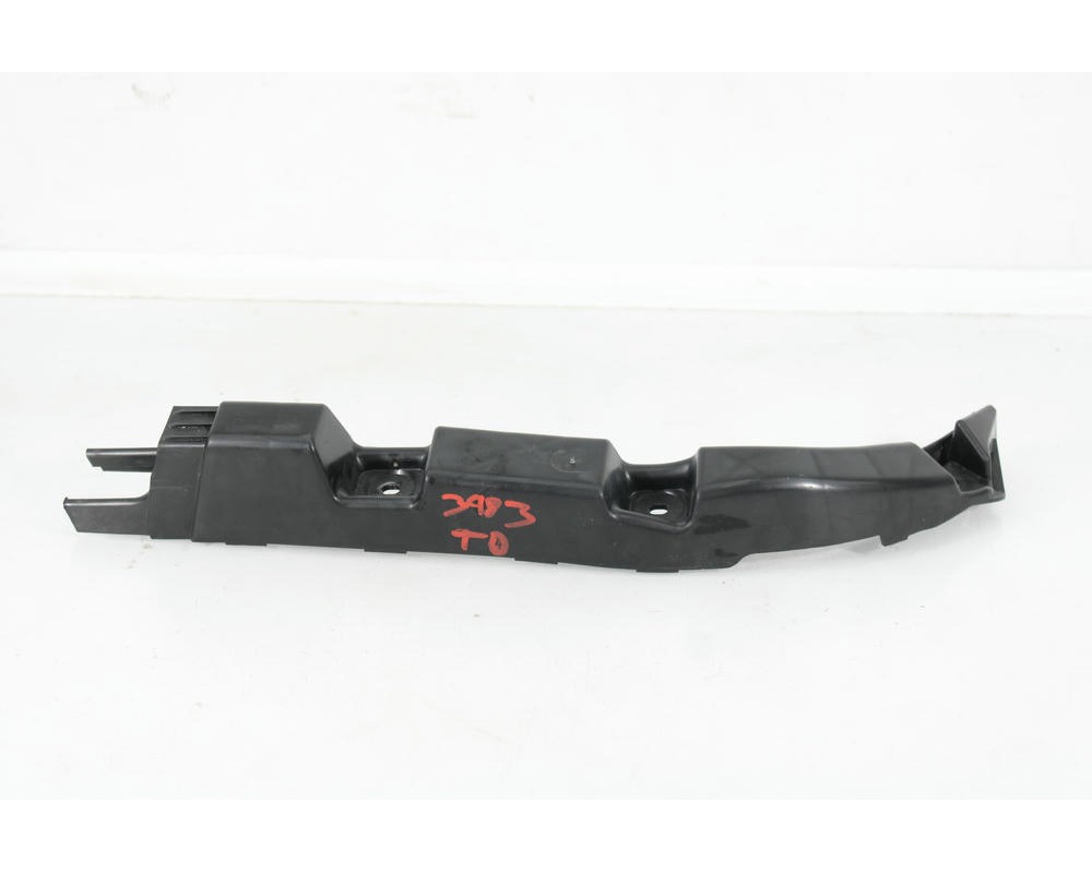 Recambio de soporte derecho paragolpe trasero para seat leon (1p1) reference referencia OEM IAM 1P0807864  