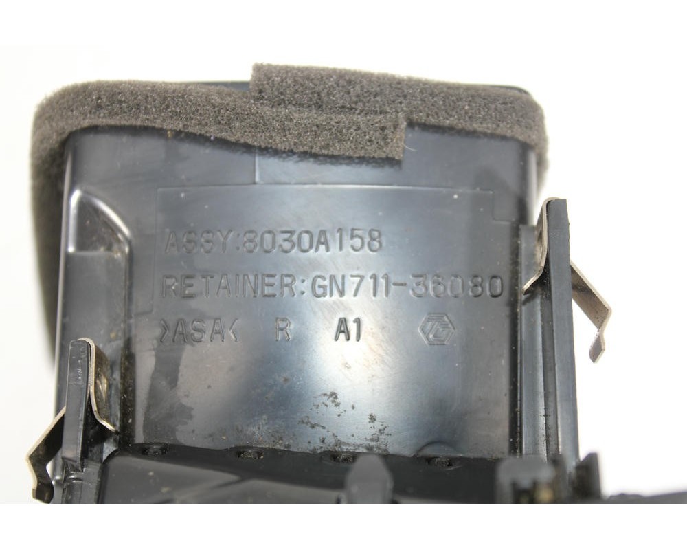 Recambio de rejilla aireadora para mitsubishi asx (ga_w_) 1.8 di-d (ga6w) referencia OEM IAM 8030A158  